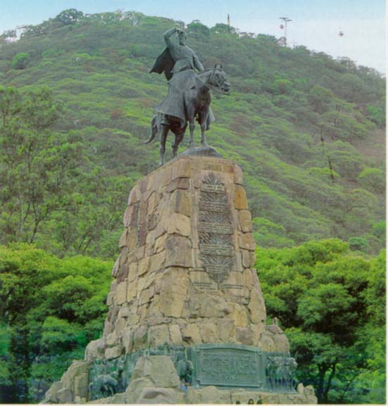 Monumento a Gral. Guemes